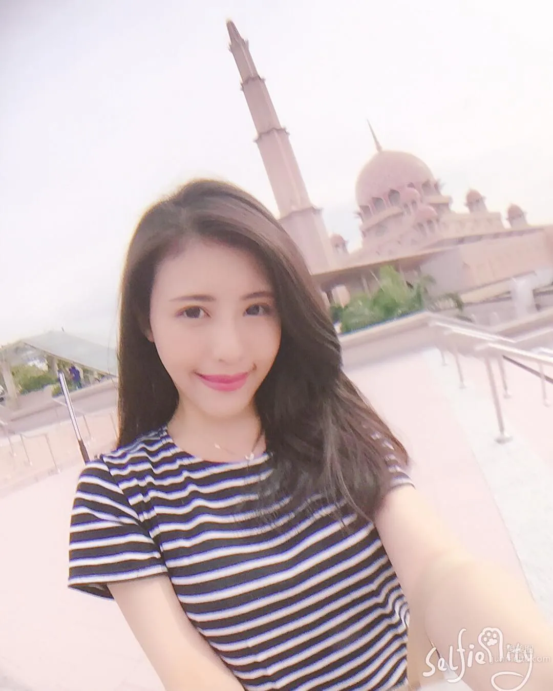 護理系校花Hannah Chin 轉型空姐俏麗私房照 3