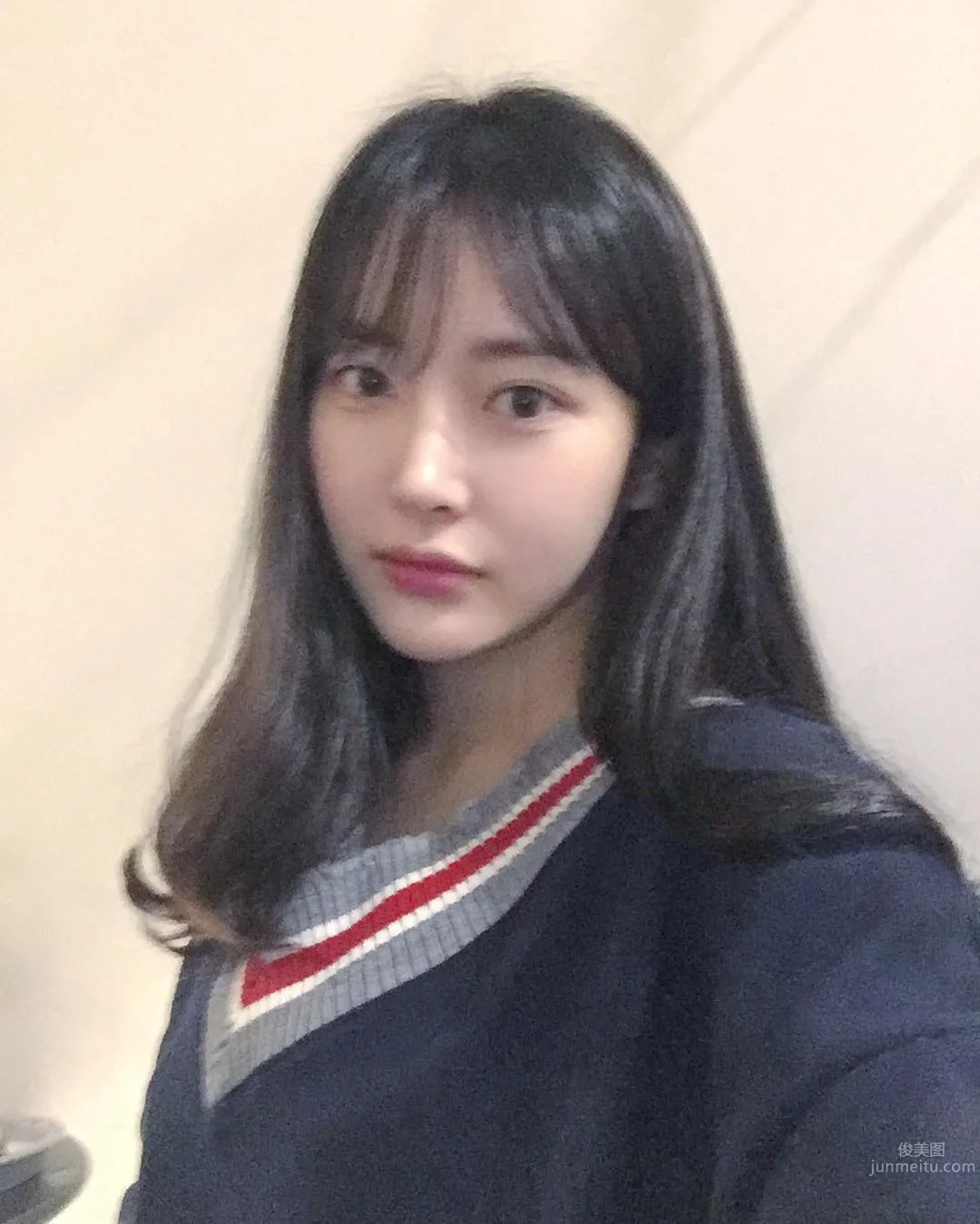 Korean Fitness Beauty Kang Su Stuns the Whole Gym the Moment She Appears photo 18