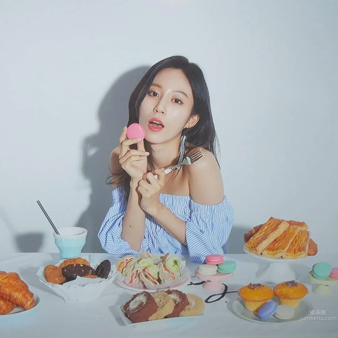 Korean Flawless Beauty Kim Bo-ra's IG Private Shoot Photos photo 17