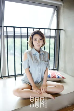 日本女老師！純正“日”式内衣誘惑