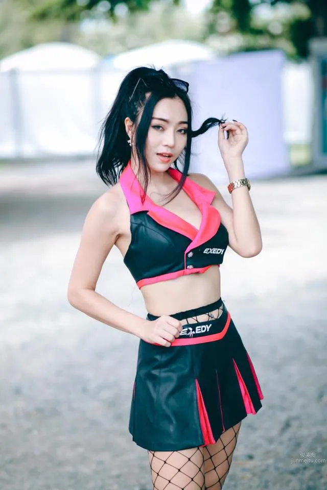 泰國禦姐Khimkae Maxim 賽車女郎與家居誘惑系列 9