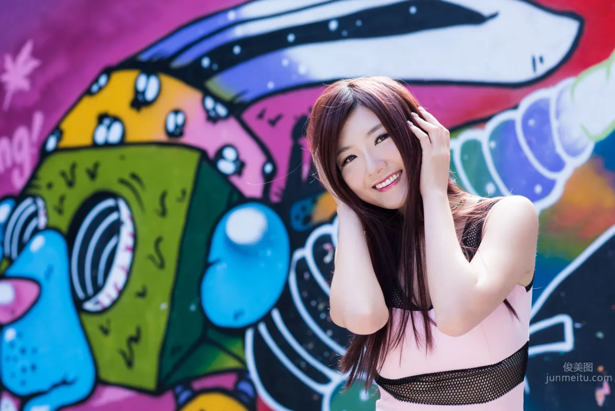 Xie Fuyu, Mature Woman Photo Series: Ximending Street photo 24