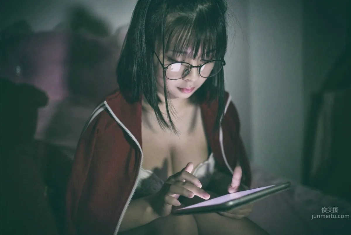 橘由紀Yuki- 校園暴力寫真《破蛹》第二章 10