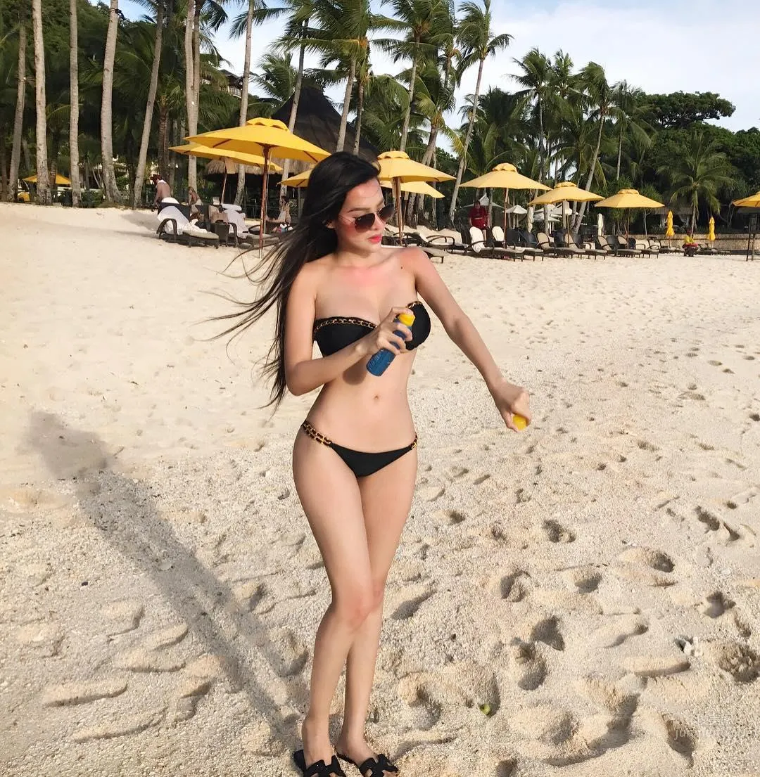 菲律宾美人Sunshine Guimary 杜拜帆船酒店大秀浑圆美胸_25