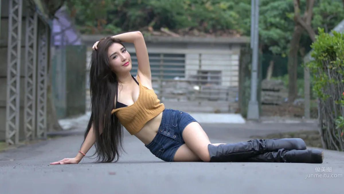 趙芸- 成熟女人戶外寫真系列一 17