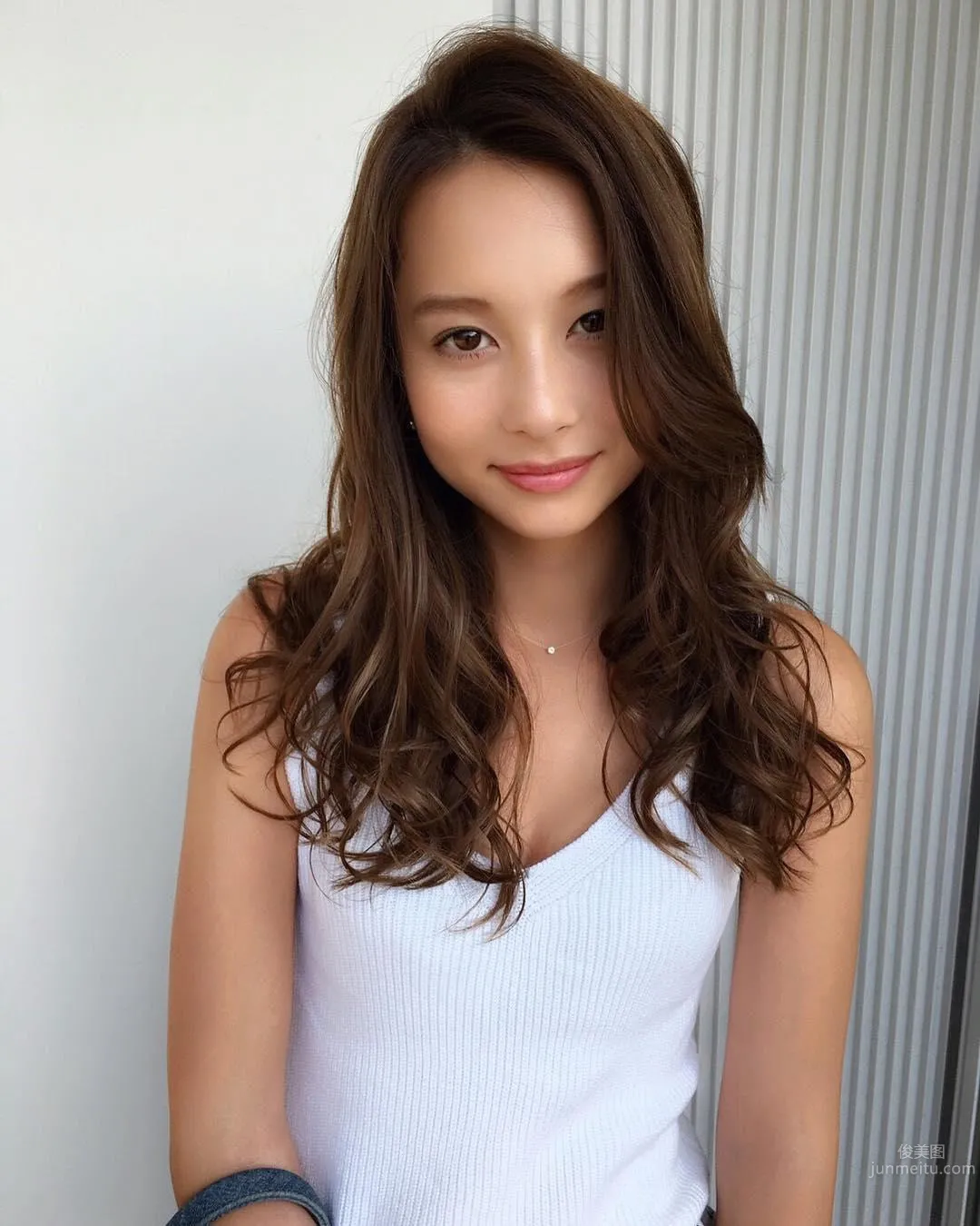 日美混血丹羽仁希 夏日清涼養眼私房照 25