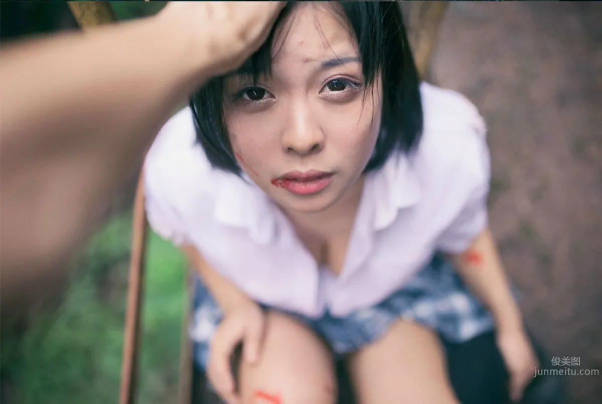 橘由紀Yuki- 校園暴力寫真《破蛹》序章 24