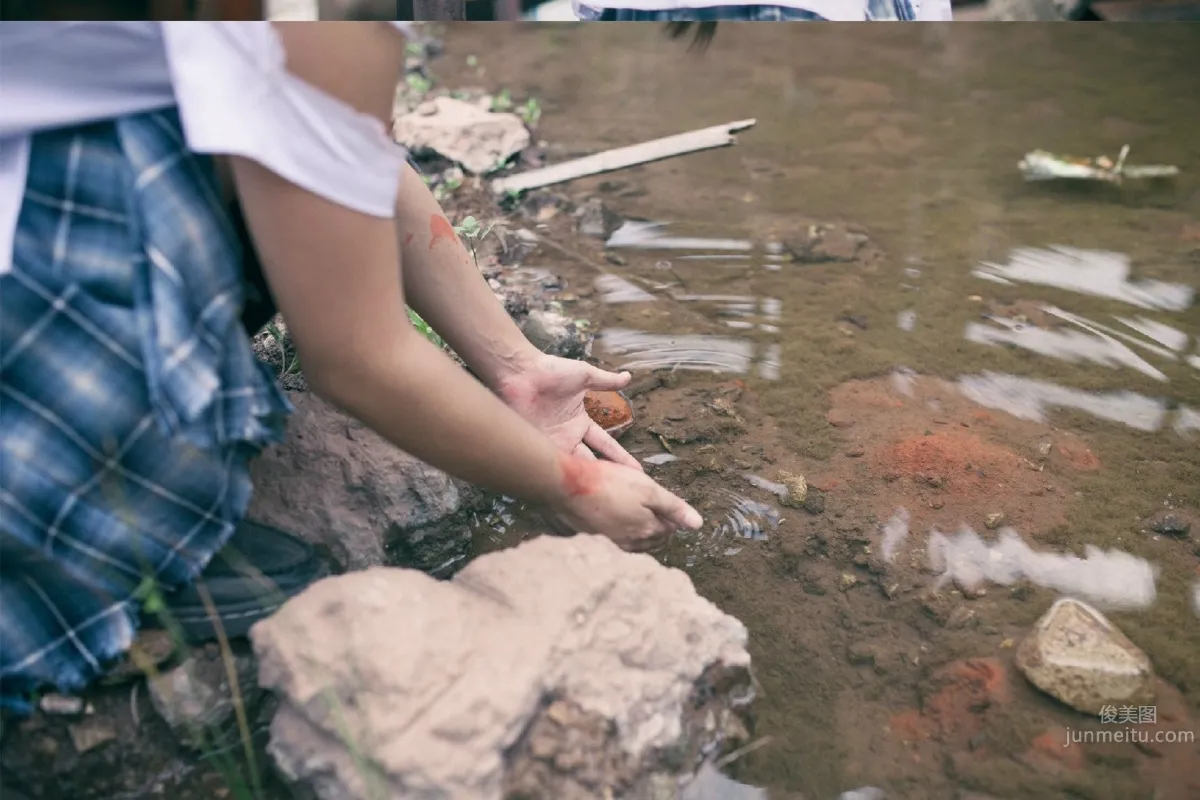 橘由紀Yuki- 校園暴力寫真《破蛹》序章 33