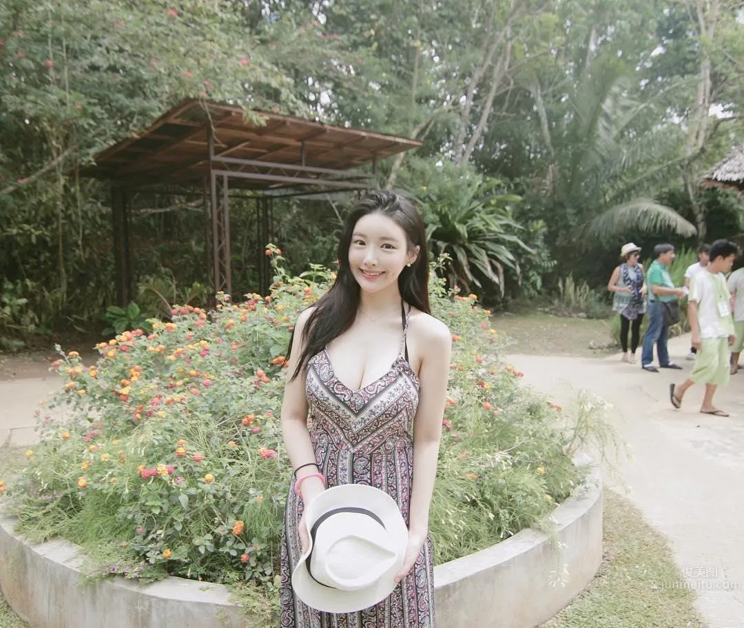 南韓素人Dear Sophia 最甜笑容與最正身段 3