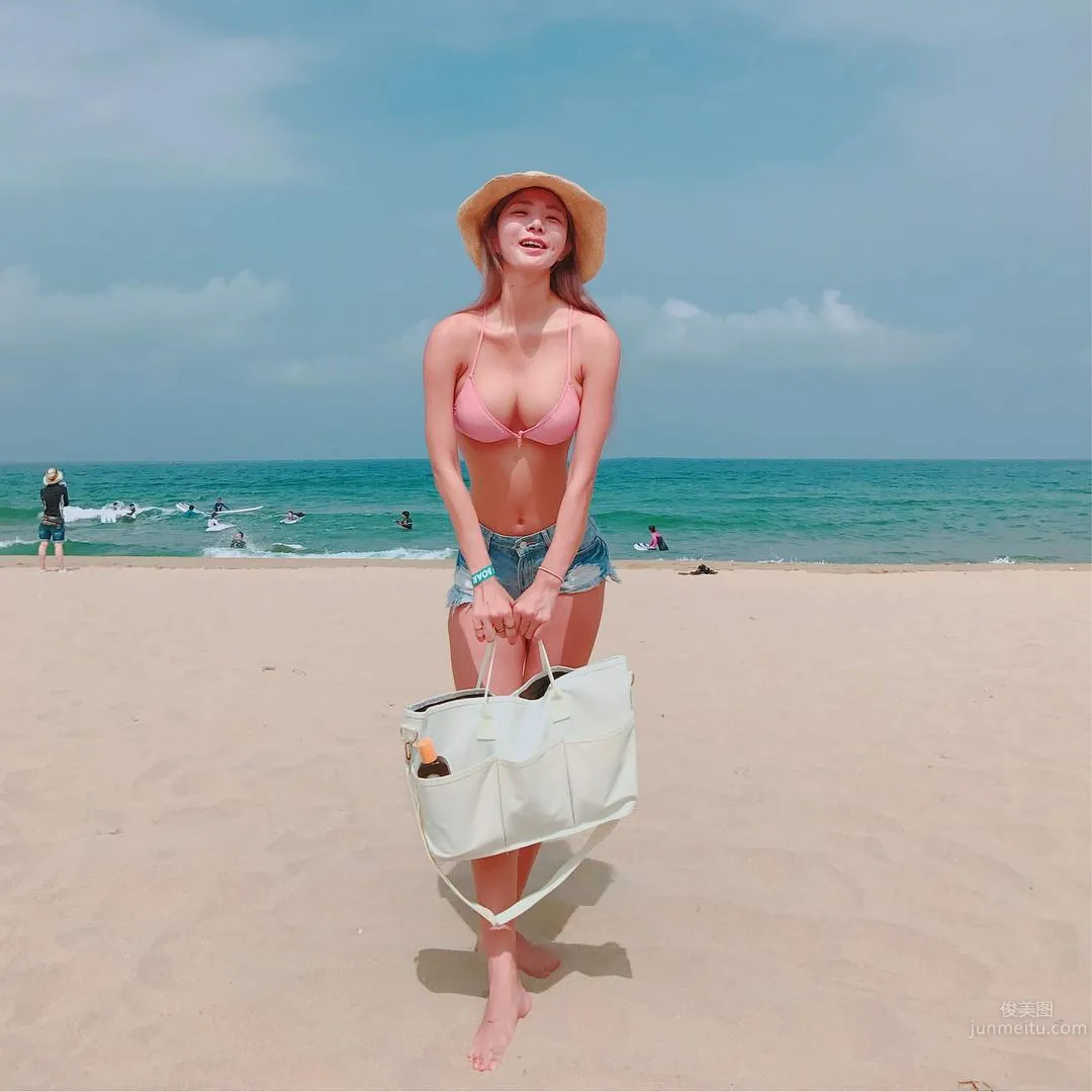 韓國舉牌女郎Lee Bom Yi非主流私房照 23