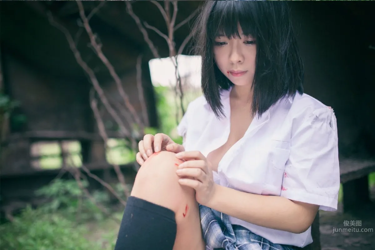 橘由紀Yuki- 校園暴力寫真《破蛹》序章 28
