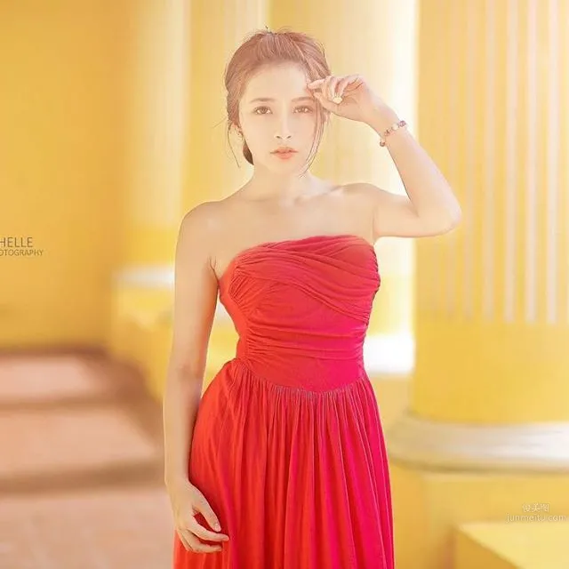 Hong Kong Beauty Zhong Xinan, Optimistic Girl Private Shoot photo 3
