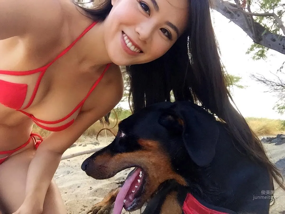 Hong Kong Beauty Mandy Ng, Red Bikini Beach Stroll photo 30