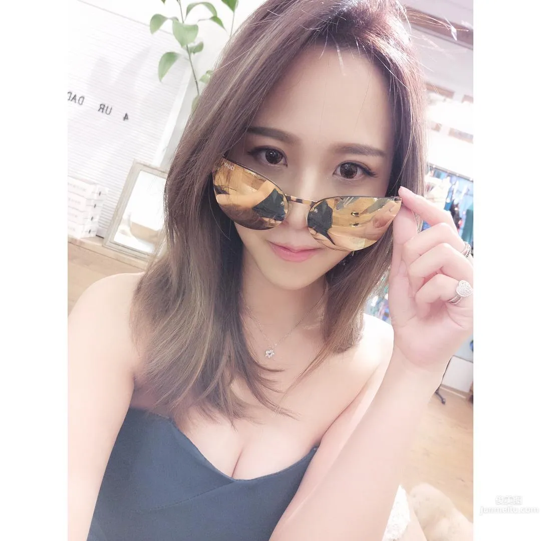 Taiwan Girl Queenta Kuo, The Hottest Chinese Language Female Teacher photo 20