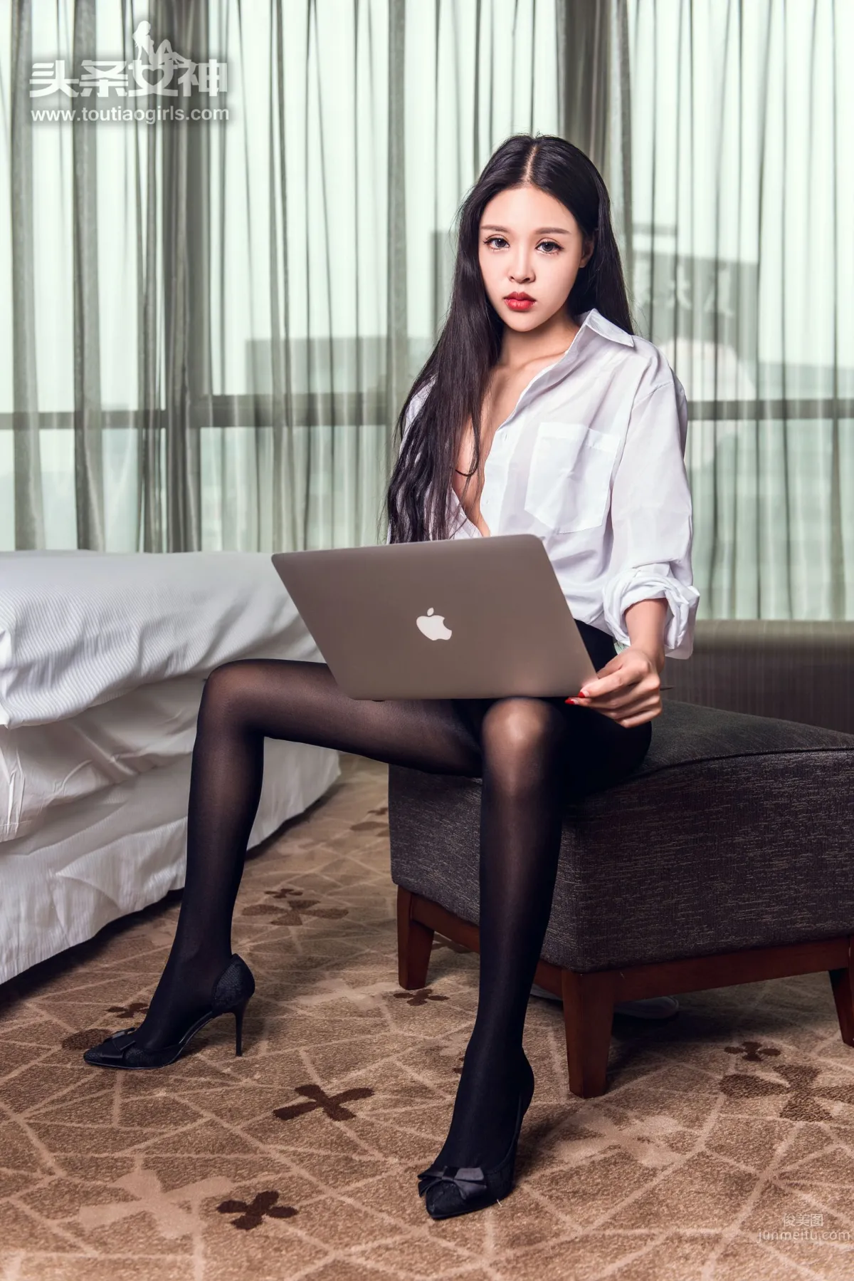 头条女神锦姑娘 你若盛开清风自来_9