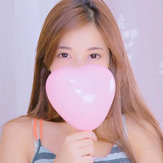 Hong Kong Beauty Zhong Xinan, Optimistic Girl Private Shoot photo 6