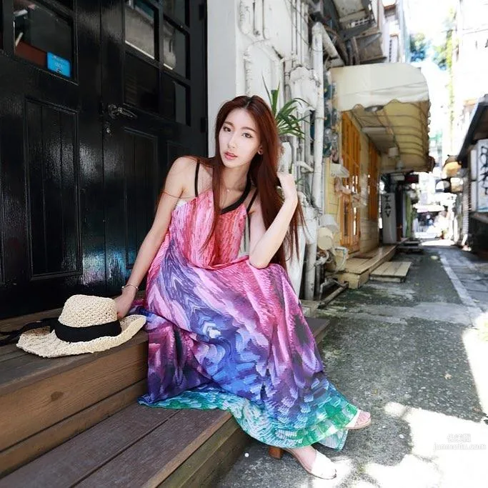 Taiwan Model He Weizhen Peerless Beautiful Legs Private Shoot photo 8
