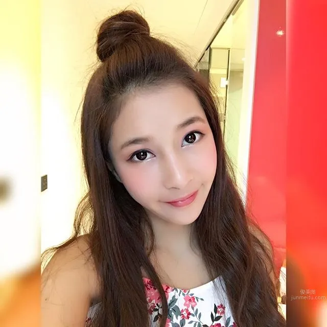 Hong Kong Beauty Zhong Xinan, Optimistic Girl Private Shoot photo 5