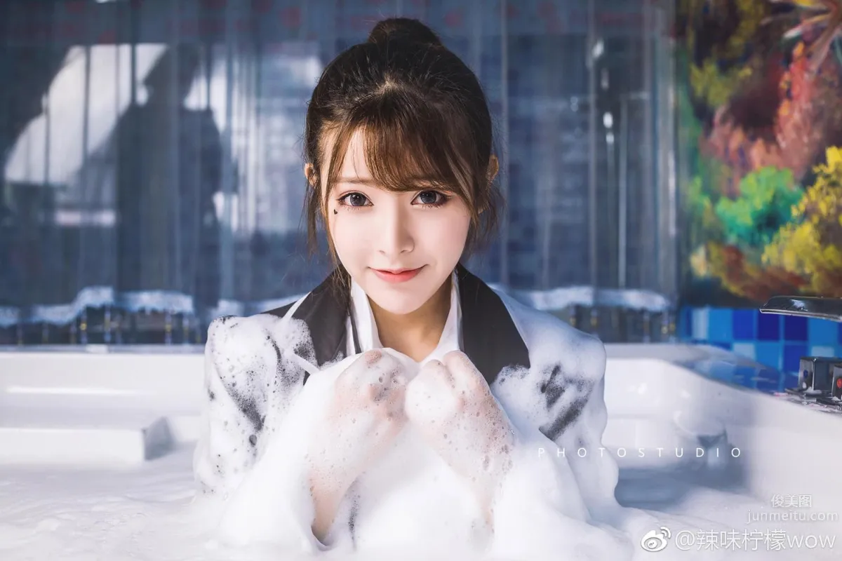 Energetic Girl Lin Mengxi, Pure Face and Proud Figure photo 14