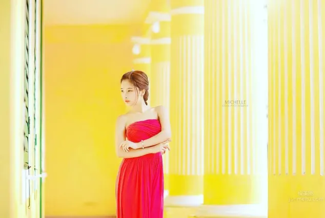 香港正妹鐘曦南 樂天派女生私房照