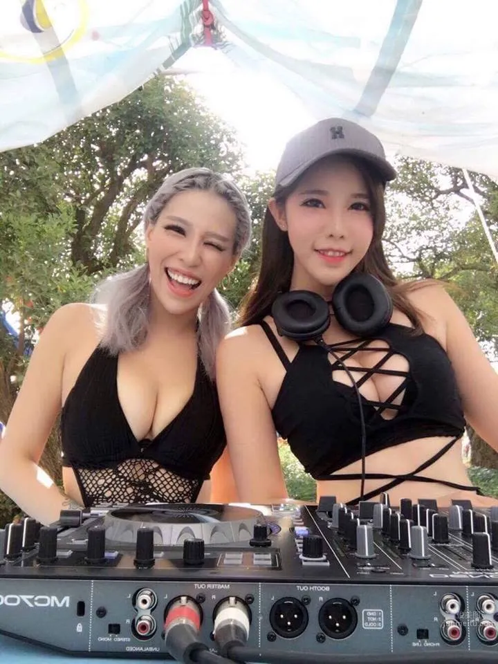 超可爱！女神Cyndi「美胸好身材」画面好犯规_20