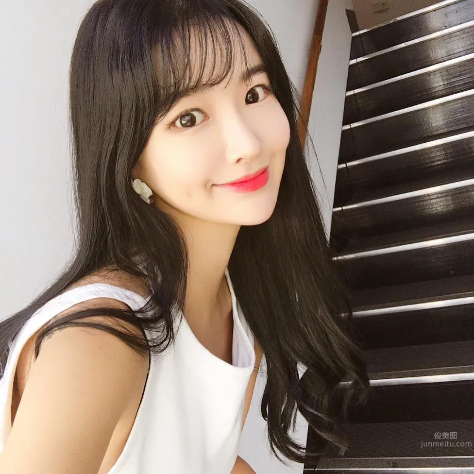 南韓素人Dear Sophia 最甜笑容與最正身段 19