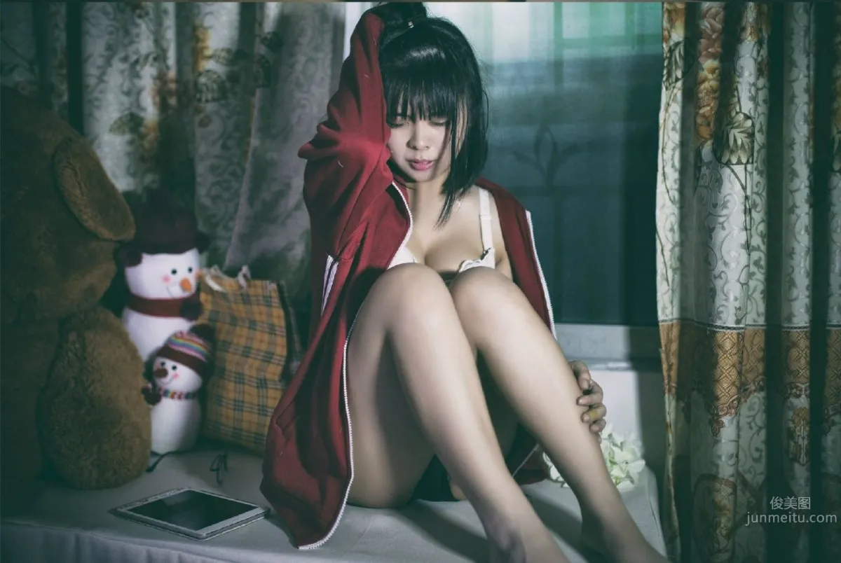 橘由紀Yuki- 校園暴力寫真《破蛹》第二章 12