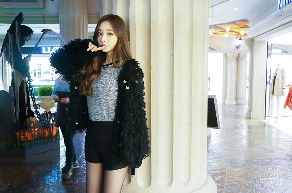 Son Yoon Joo - 2013 HD Photo Selection 200P photo 3