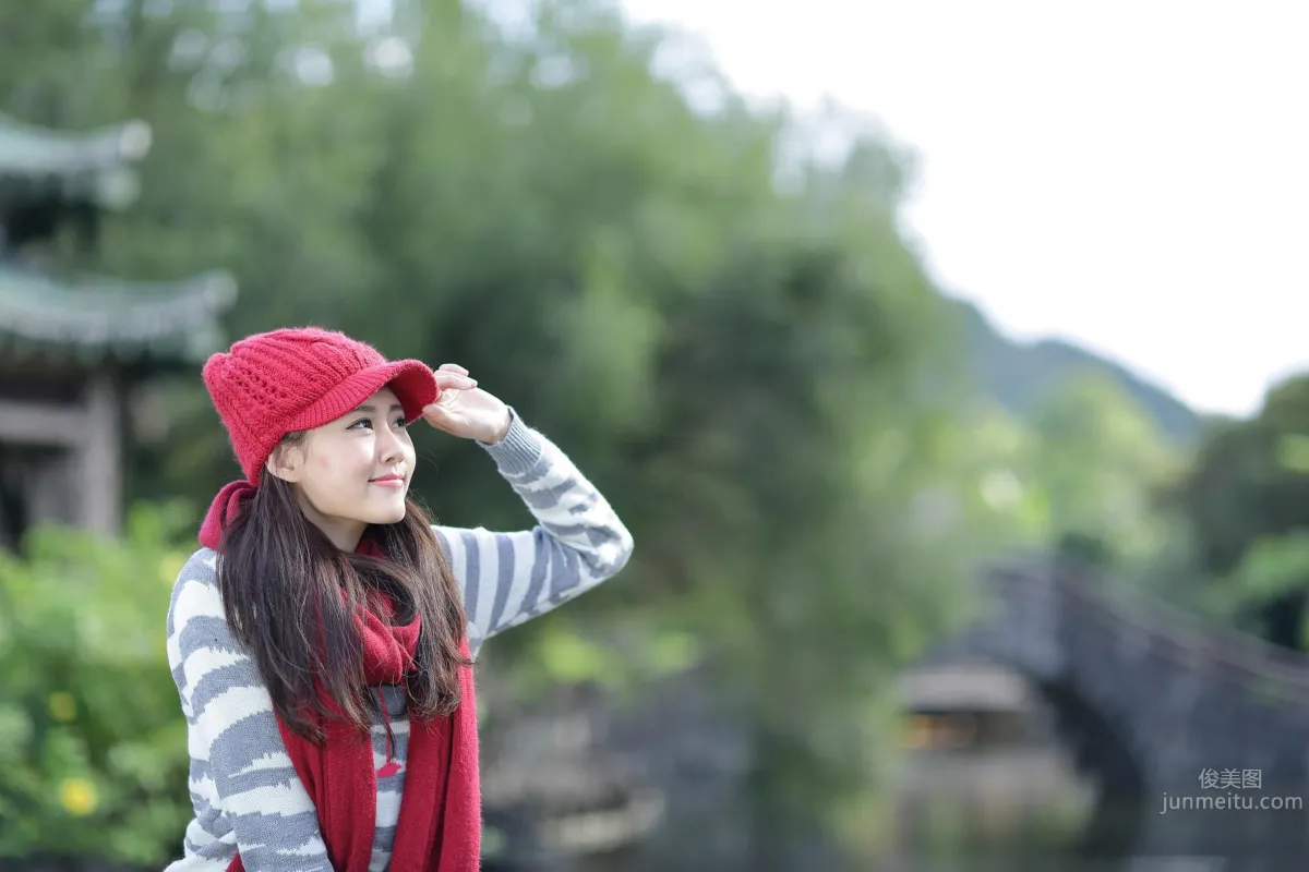 Guo Minwen - Mature Woman Photos, Wearing Less and Less photo 11