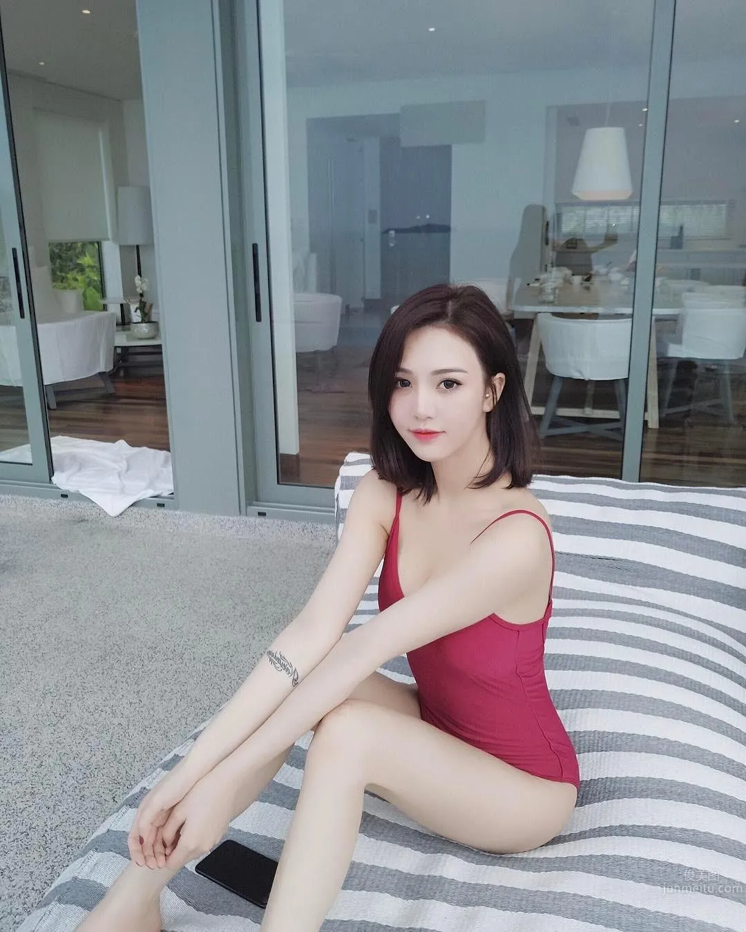 女神Sinsin lee私房照再放送_11