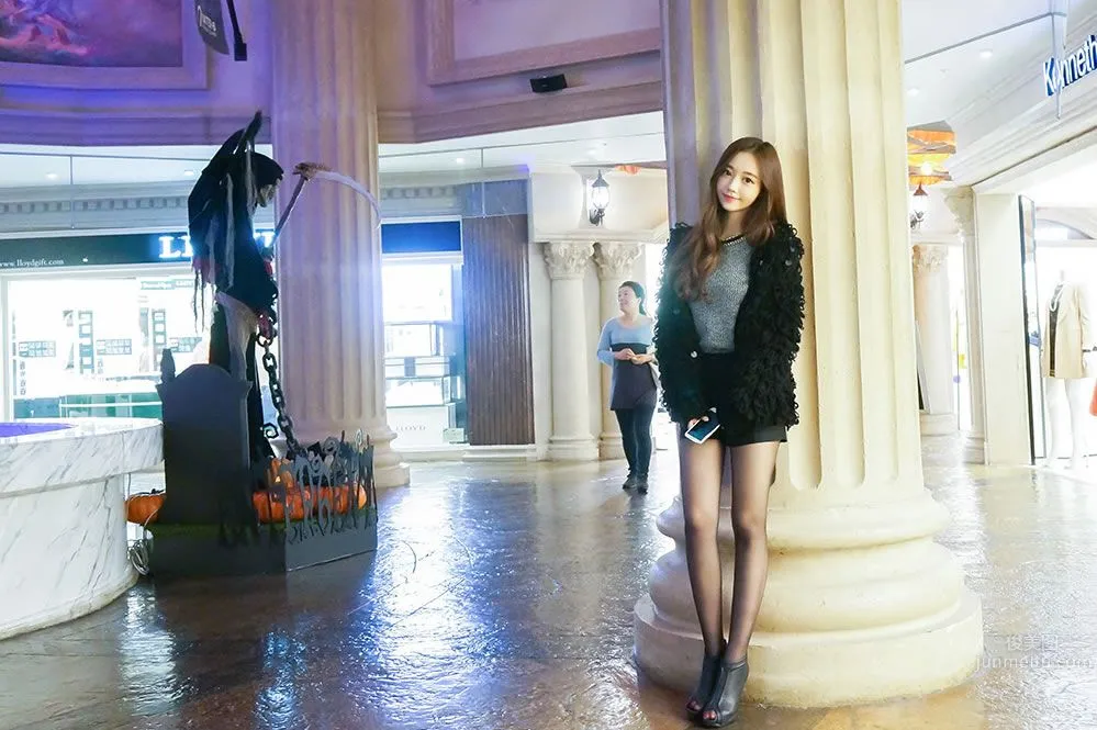 Son Yoon Joo - 2013 HD Photo Selection 200P photo 4