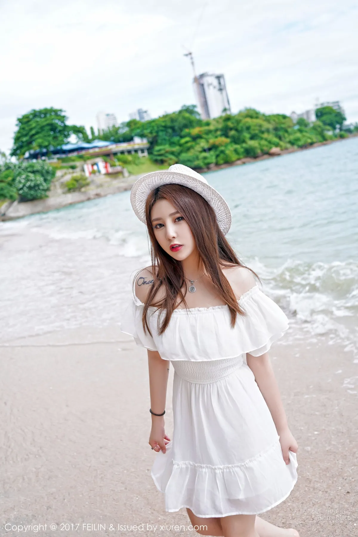 Beauty Host Zhi Er Momoko, Sexy First Photo Set Release photo 11