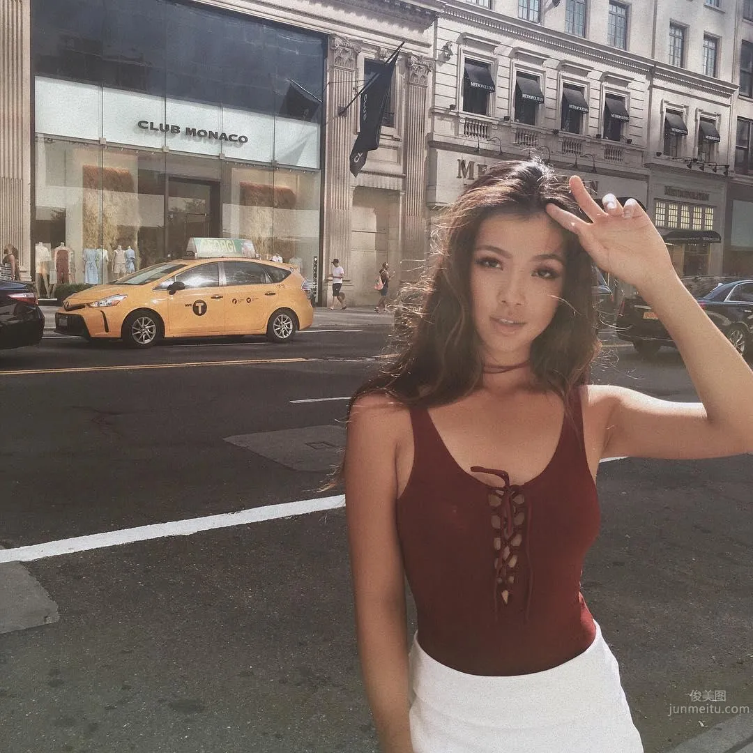 Golf Sweetheart He Muni, Super Popular Chocolate Beauty photo 2