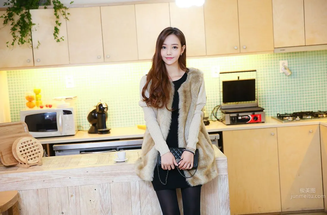 Son Yoon Joo - 2013 HD Photo Selection 200P photo 36