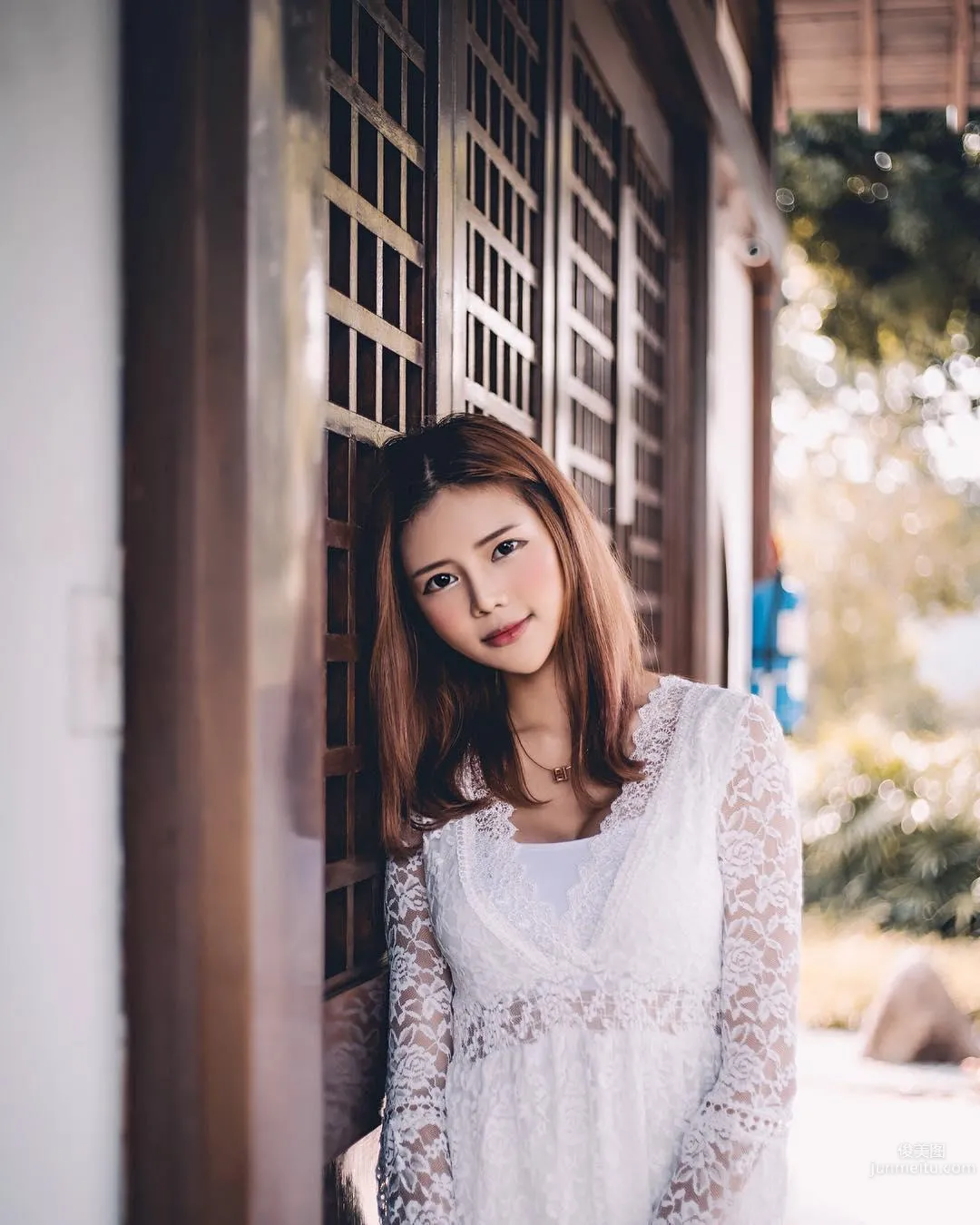 Singapore Beauty Wang Xueting, Snowy Skin and Long Slim Legs Are Super Eye-Catching photo 23