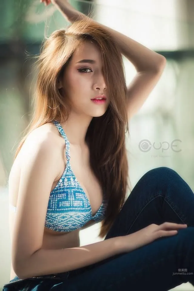 咖啡女神Pichana Yoosuk 圍裙藏不住的性感 96