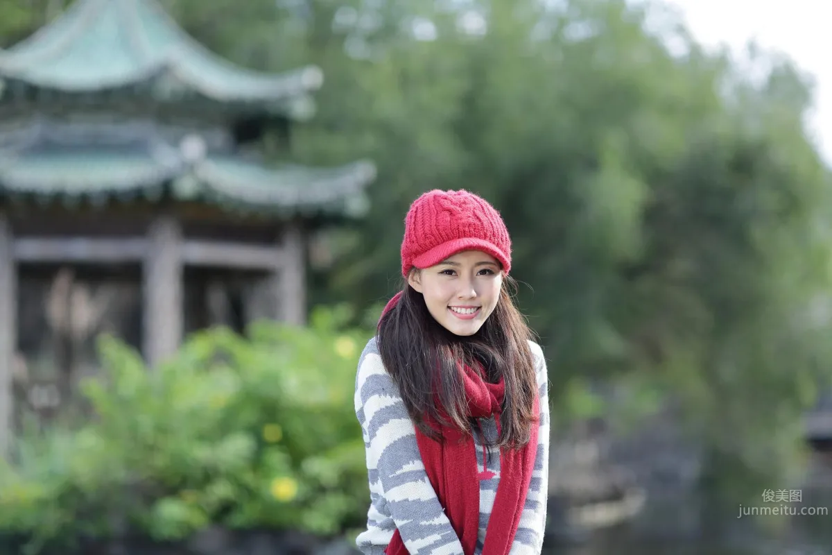 Guo Minwen - Mature Woman Photos, Wearing Less and Less photo 5