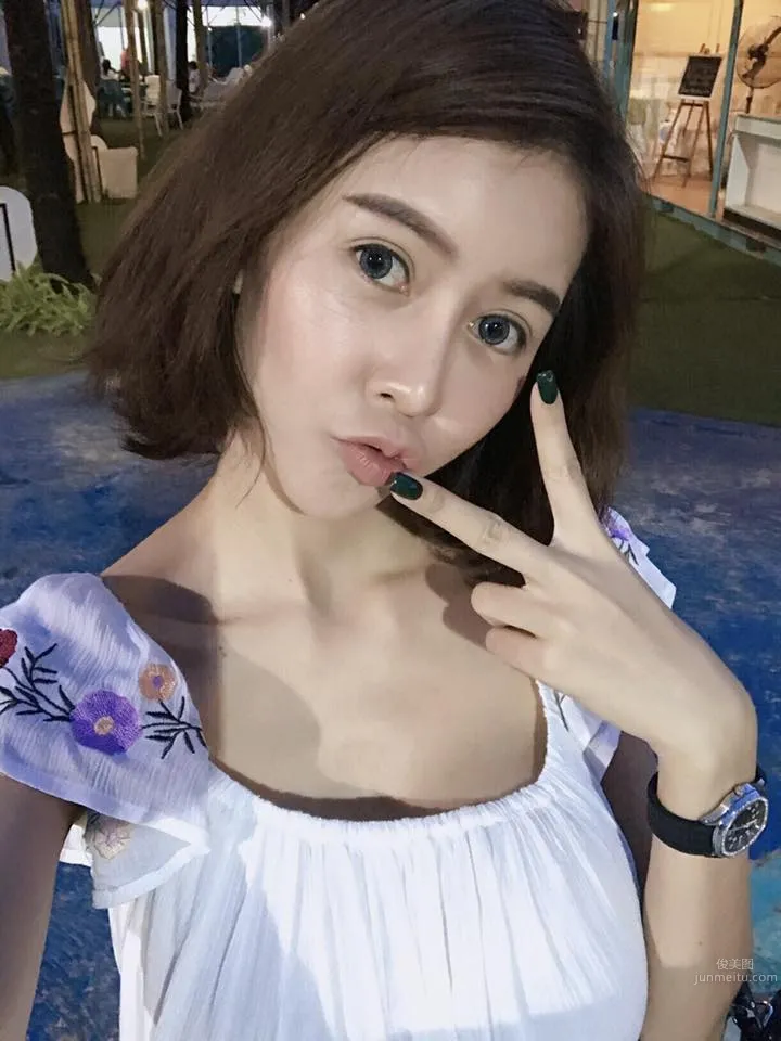 ภัทรญา ชญากรนันทน์: Jewnaka FB photo 8