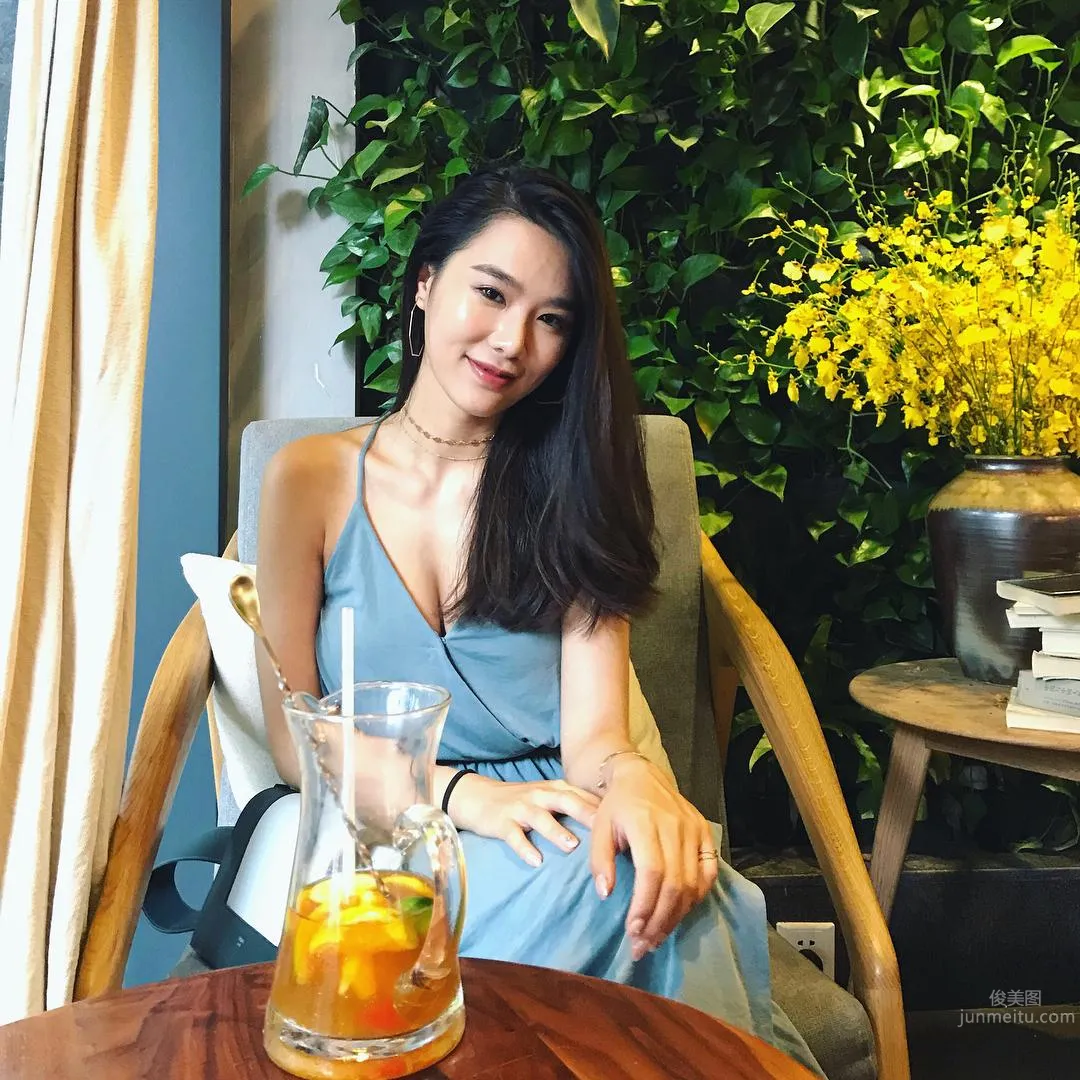 深圳正妹Macey Wan 吊帶上衣太緊身顔值太美 12