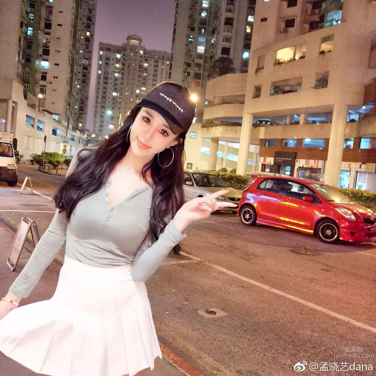 宅男女神孟晓艺 微博时尚性感私房照_23