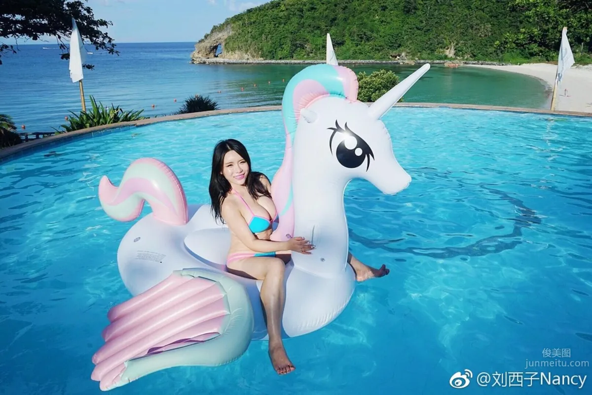 Plump Beauty Liu Xizi, Weibo Sexy and Charming Photos photo 20