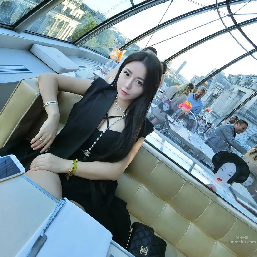 Taiwan Yoga Girl Wang Weiya, Unbelievably Hot Figure photo 3