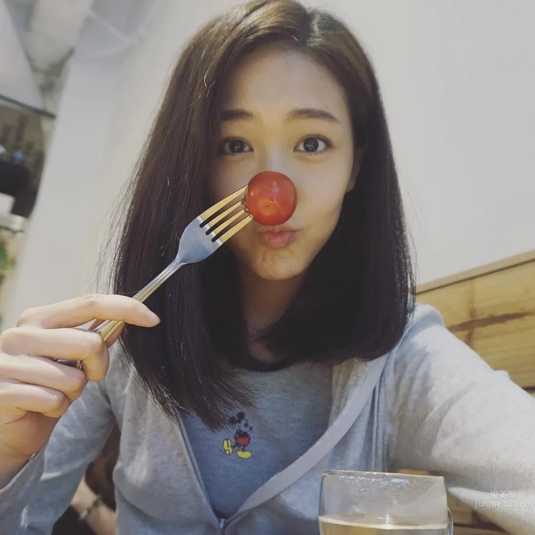 香港新晉演員馮海銳Ig清新私房照 14