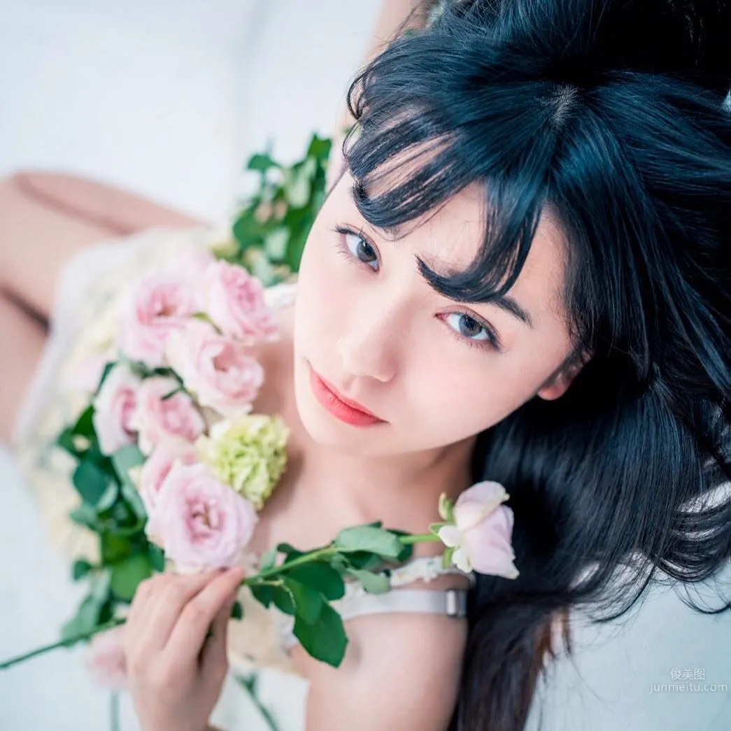 談笑美人林花音 G杯身材神采奕奕 13
