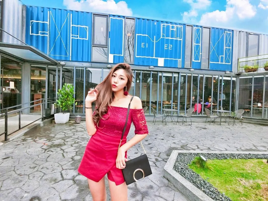 Beauty Blogger Lin Qian, Catching the Tail of Summer photo 3