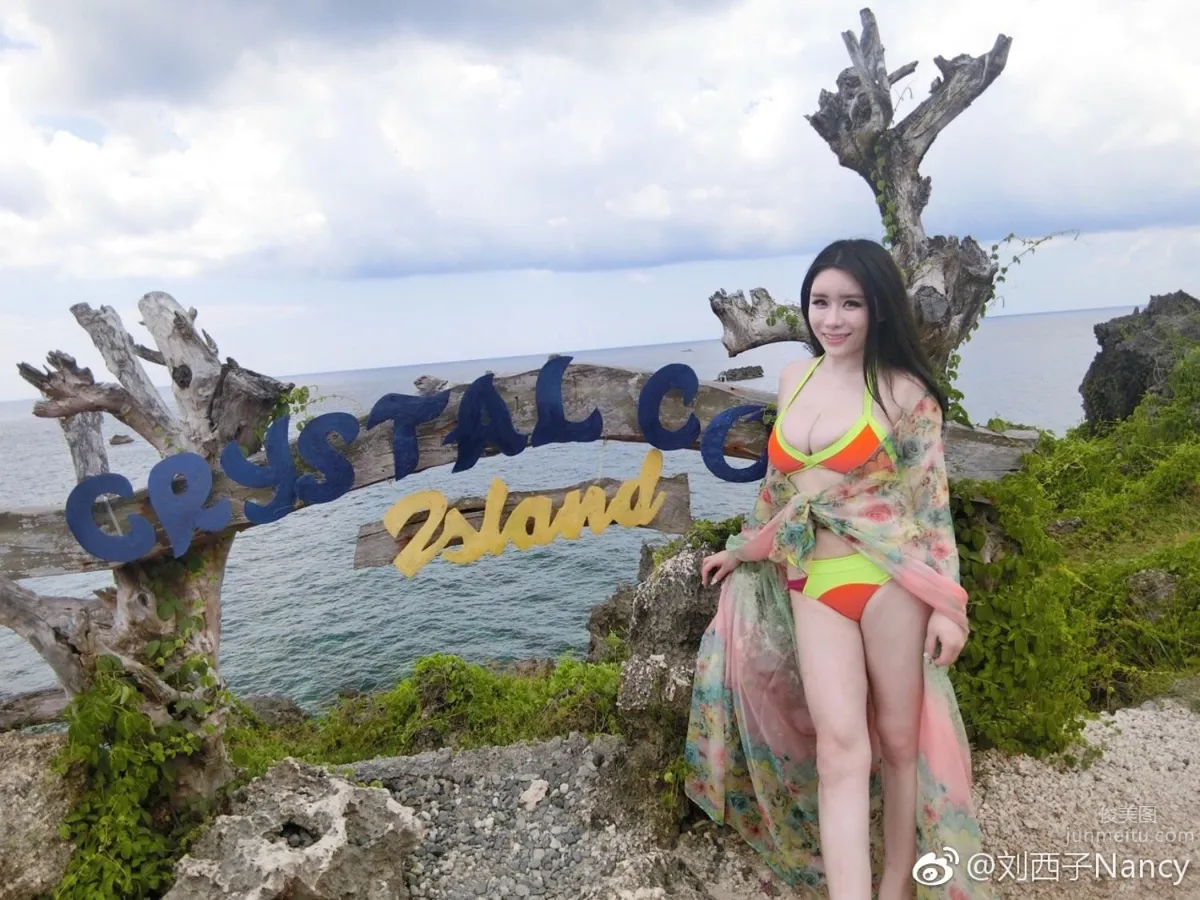 Plump Beauty Liu Xizi, Weibo Sexy and Charming Photos photo 28