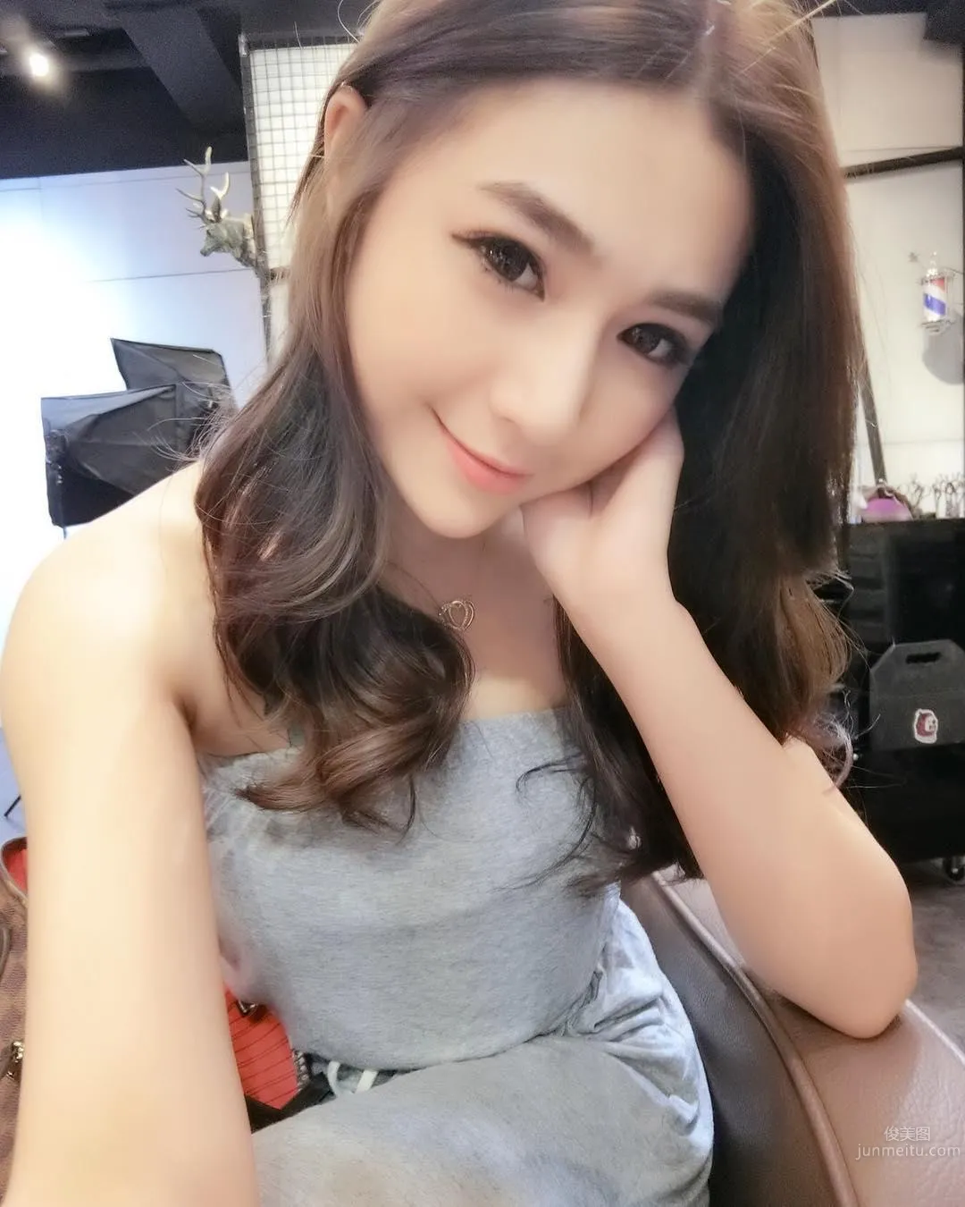 Hot DJ Zhang Weiyun, Evil Angle Hard to Look Directly photo 13