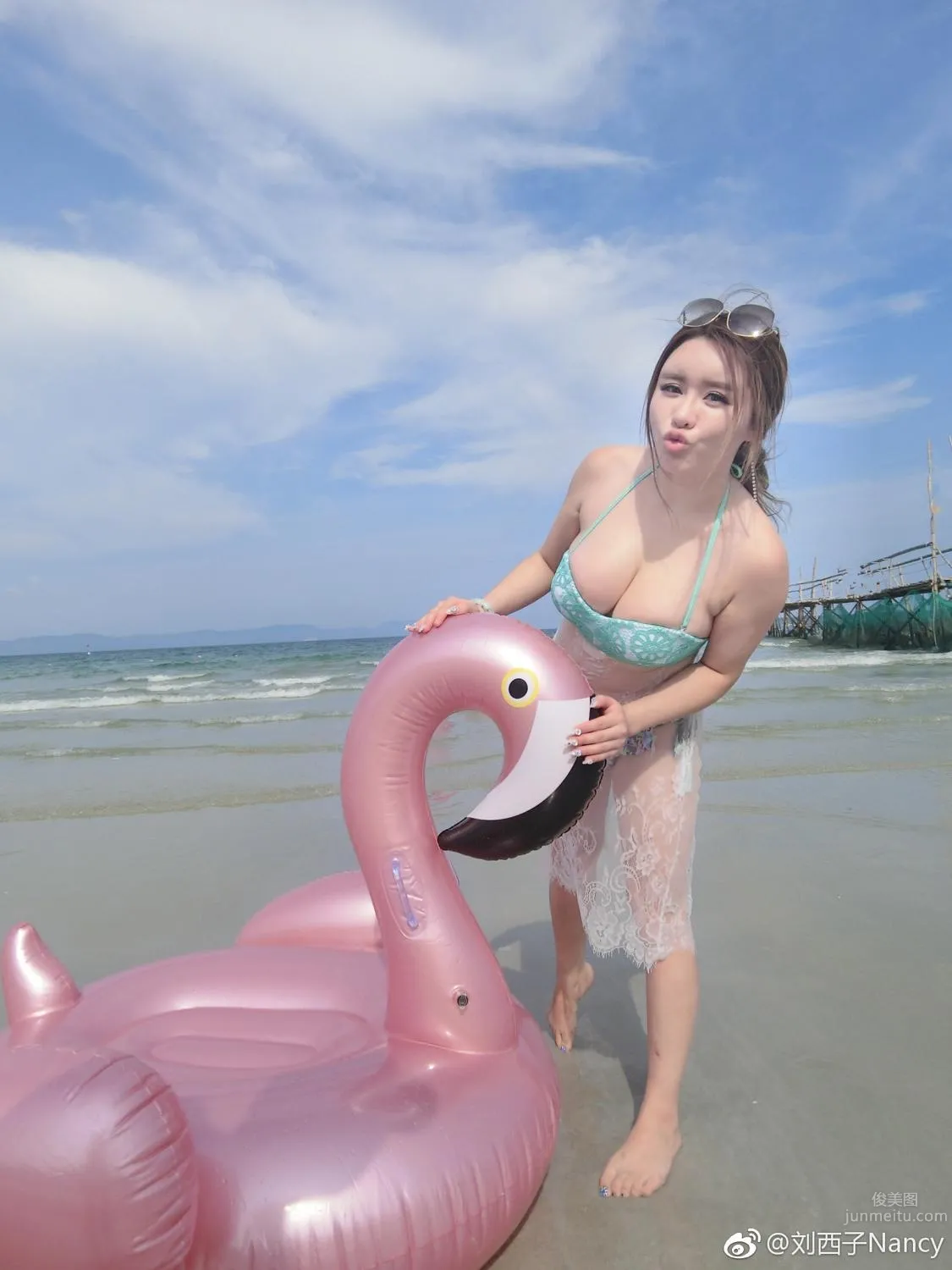 Plump Beauty Liu Xizi, Weibo Sexy and Charming Photos photo 1
