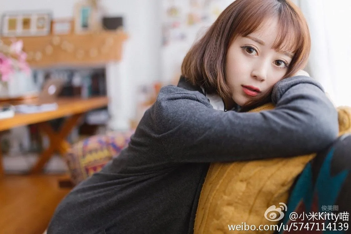 清纯少女小米Kitty喵 微博私房定制写真_8