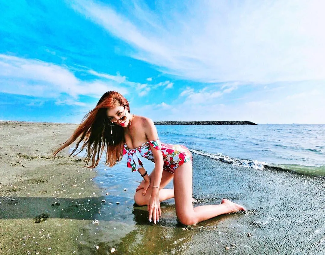 Beauty Blogger Lin Qian, Catching the Tail of Summer photo 12